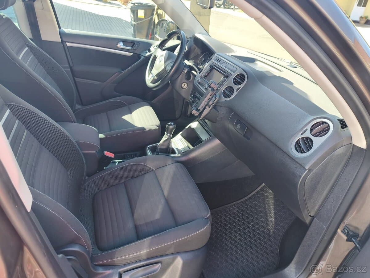 2014 Volkswagen TIGUAN - 8