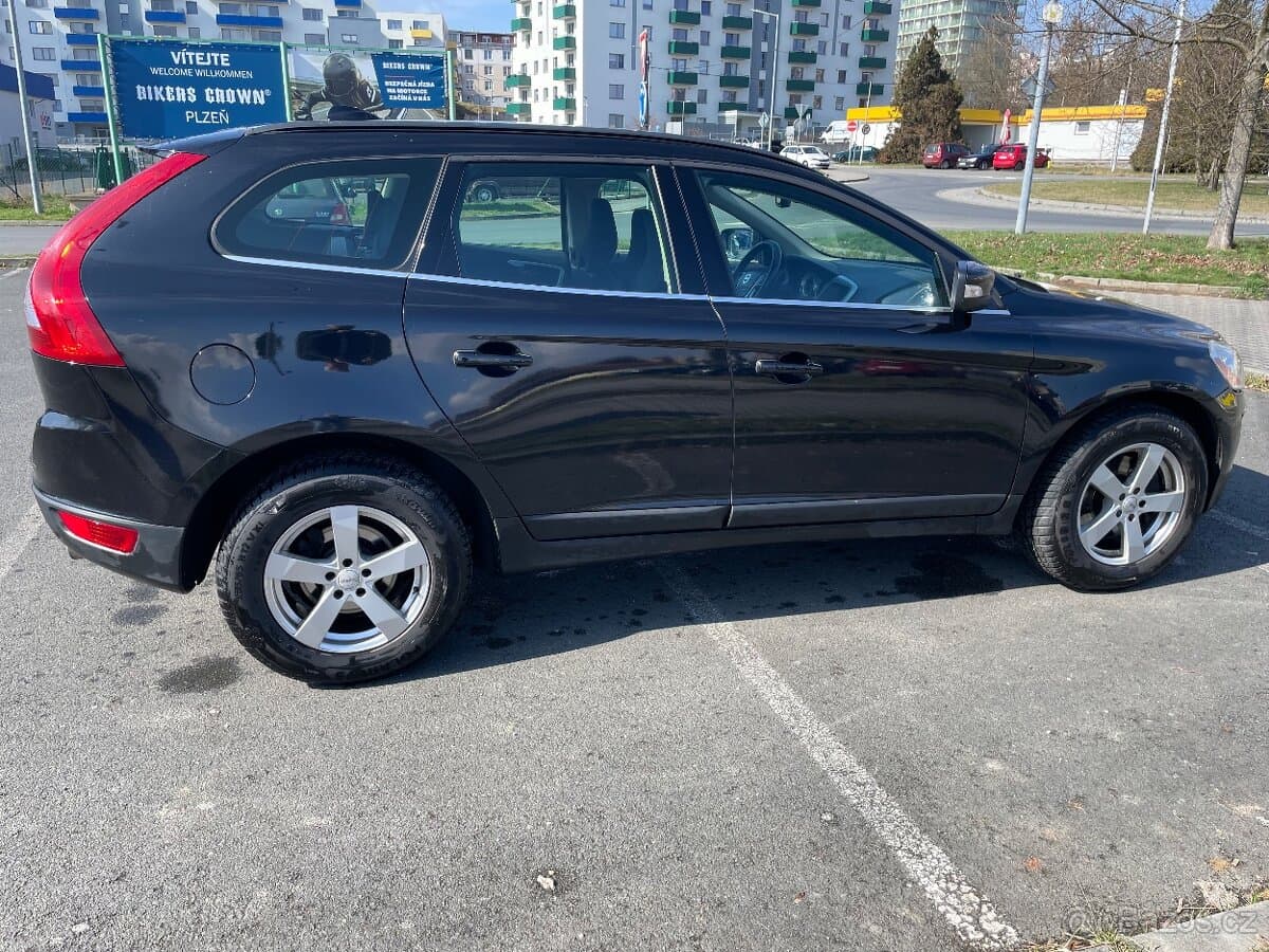2011 Volvo XC60 - 8