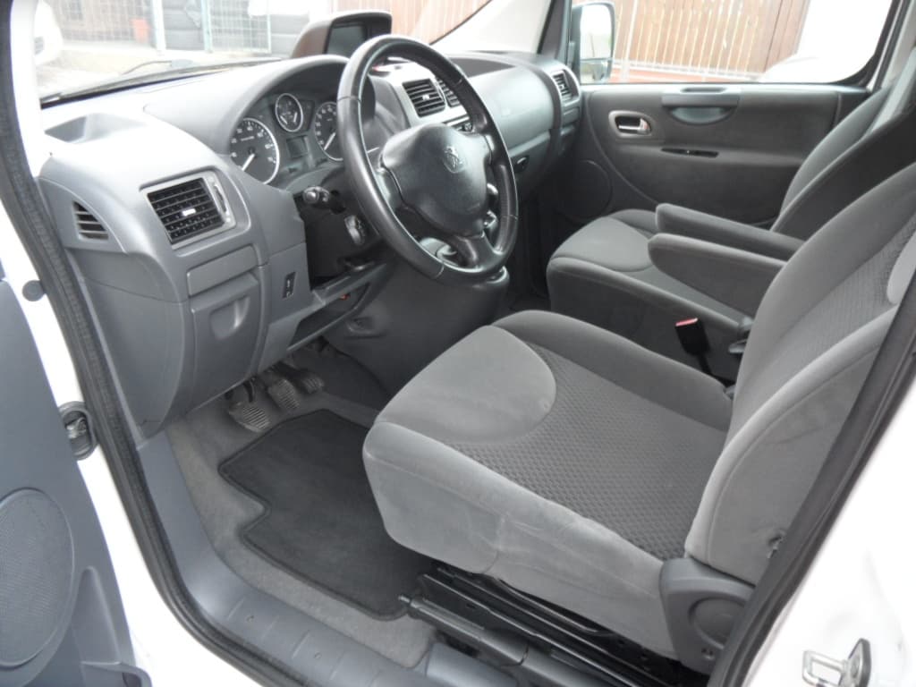 2015 Peugeot OSTATNÍ - 8