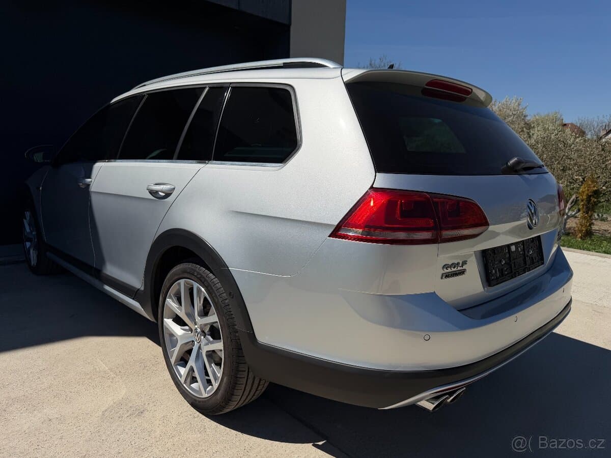 2016 Volkswagen GOLF - 8