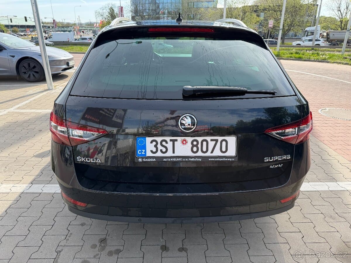 2016 Škoda SUPERB - 8