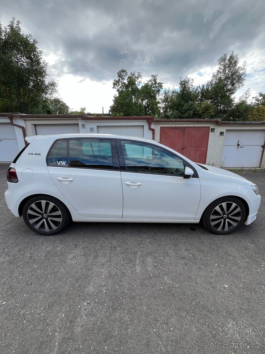 2009 Volkswagen GOLF - 8