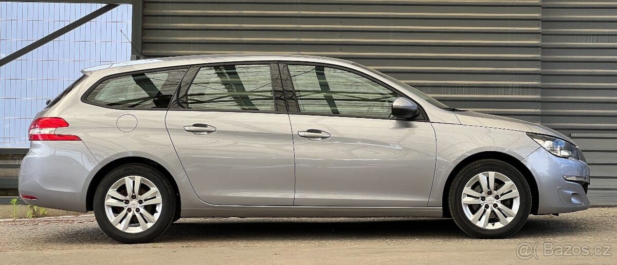 2014 Peugeot 308 - 8