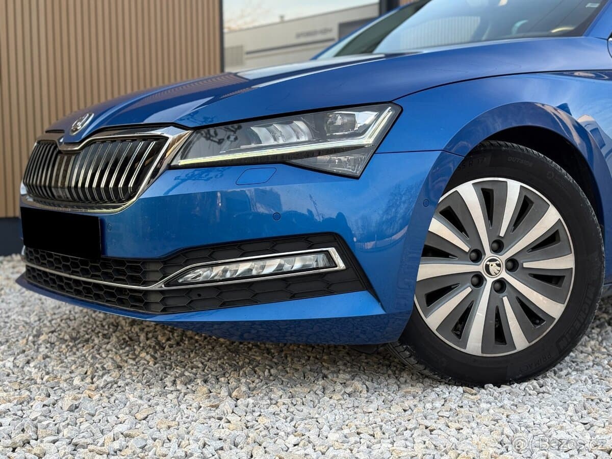 2021 Škoda SUPERB - 8