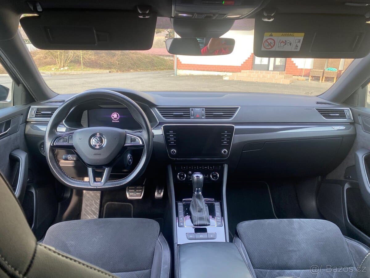 2019 Škoda SUPERB - 8