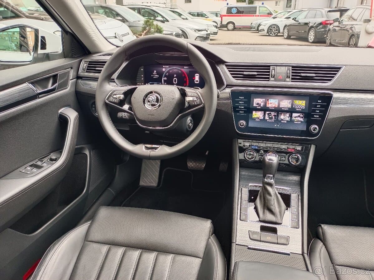 2023 Škoda SUPERB - 8