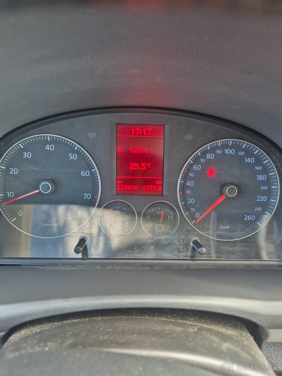 2010 Volkswagen TOURAN - 8