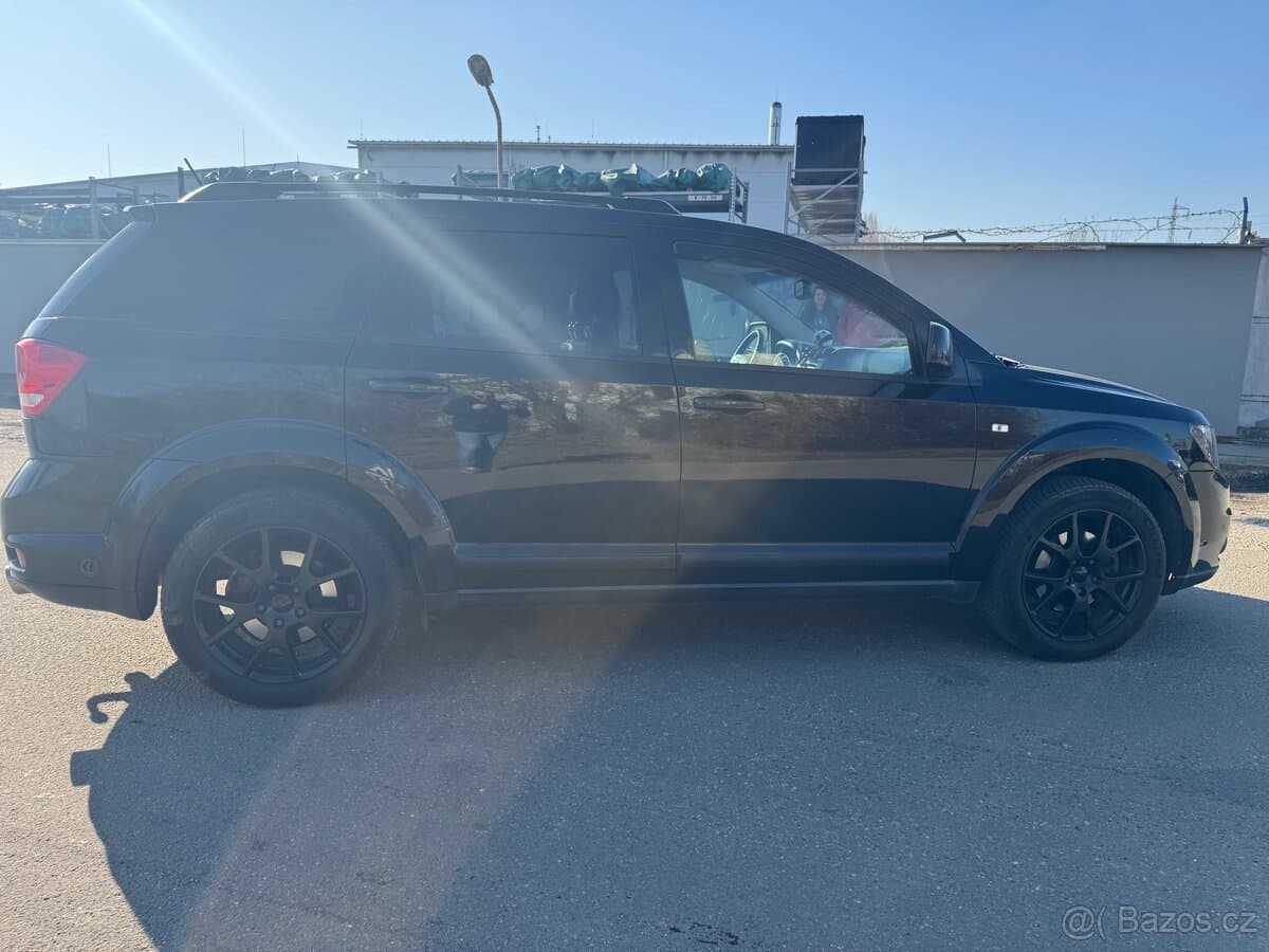 2014 Dodge JOURNEY - 8