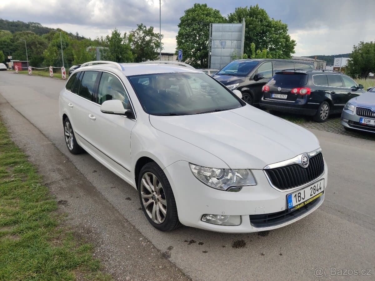 2010 Škoda SUPERB - 8