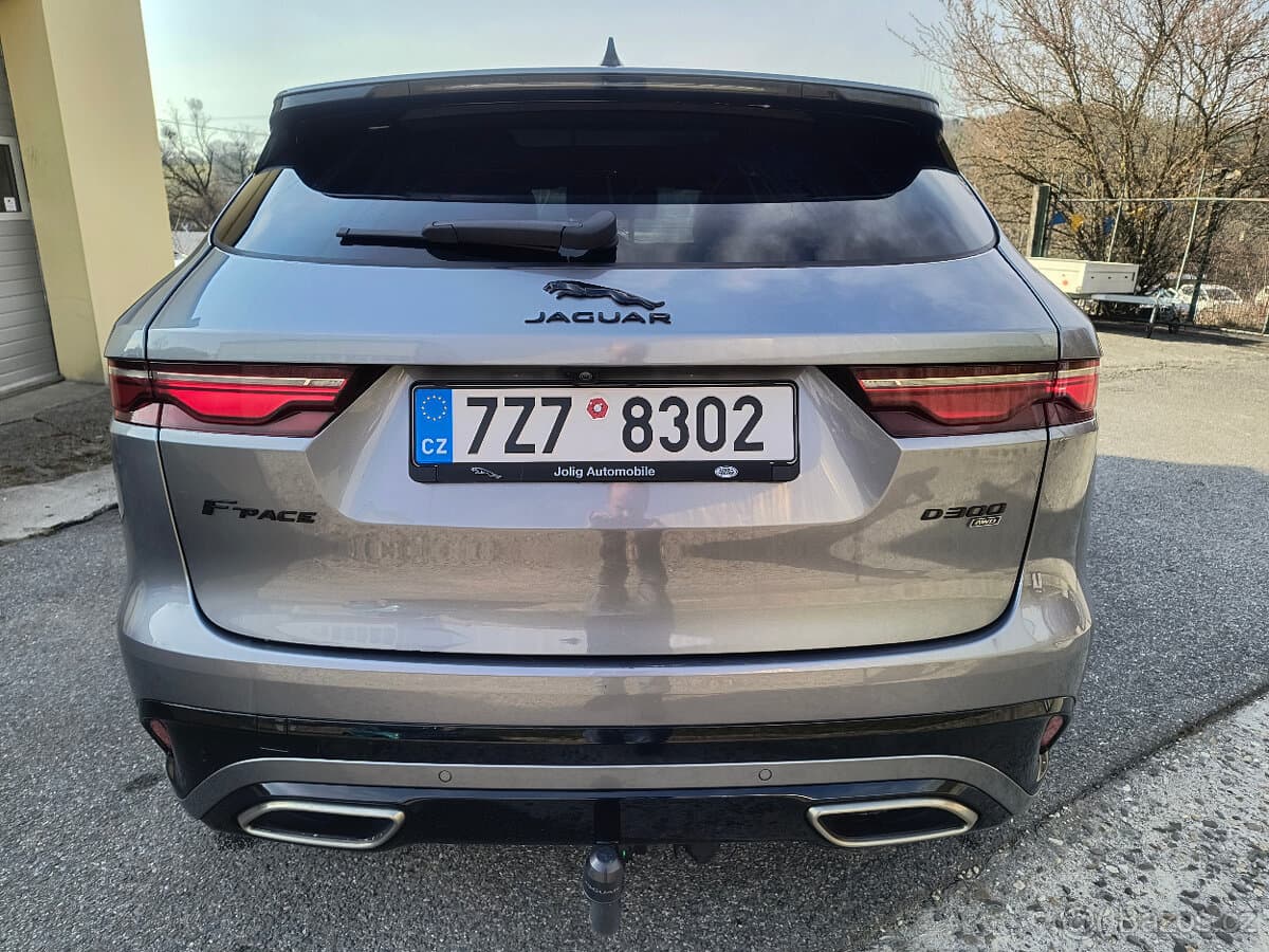 2021 Jaguar F-PACE - 8