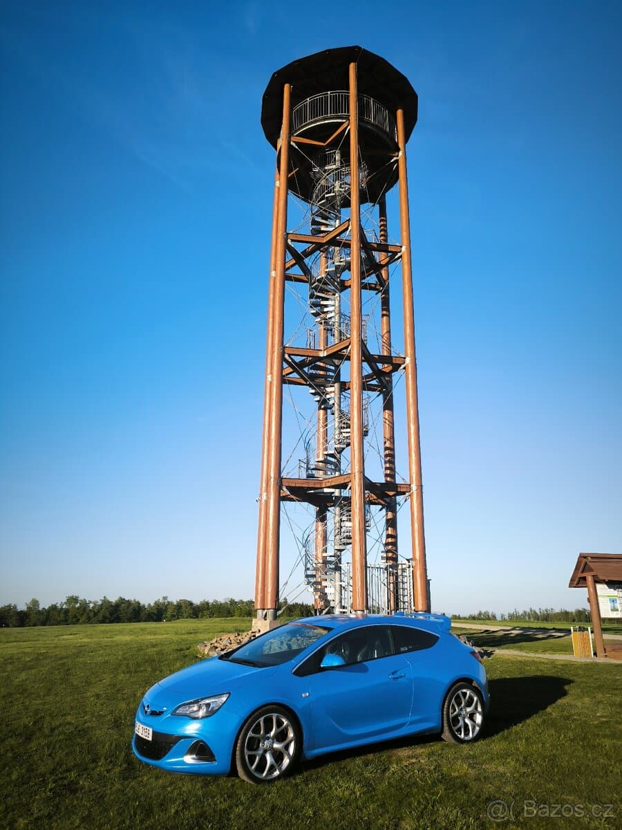 Opel ASTRA - 8