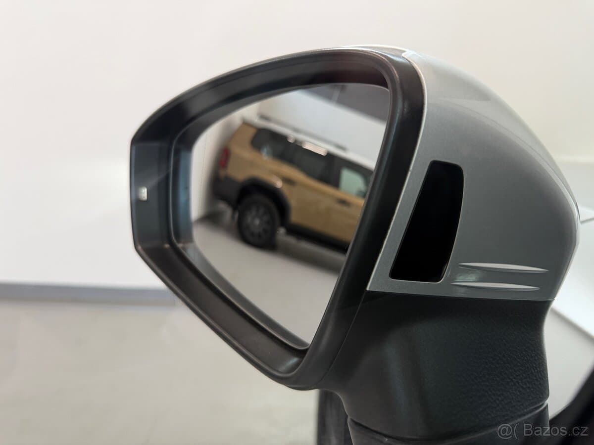 Volkswagen TIGUAN - 8