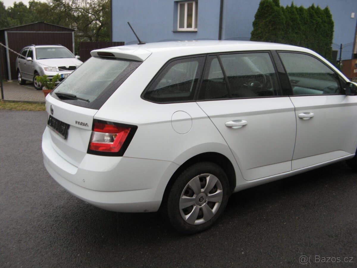 2015 Škoda FABIA - 8