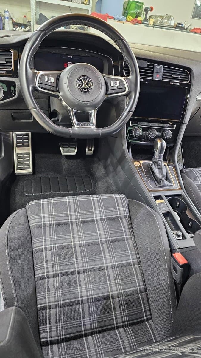 2019 Volkswagen GOLF - 8