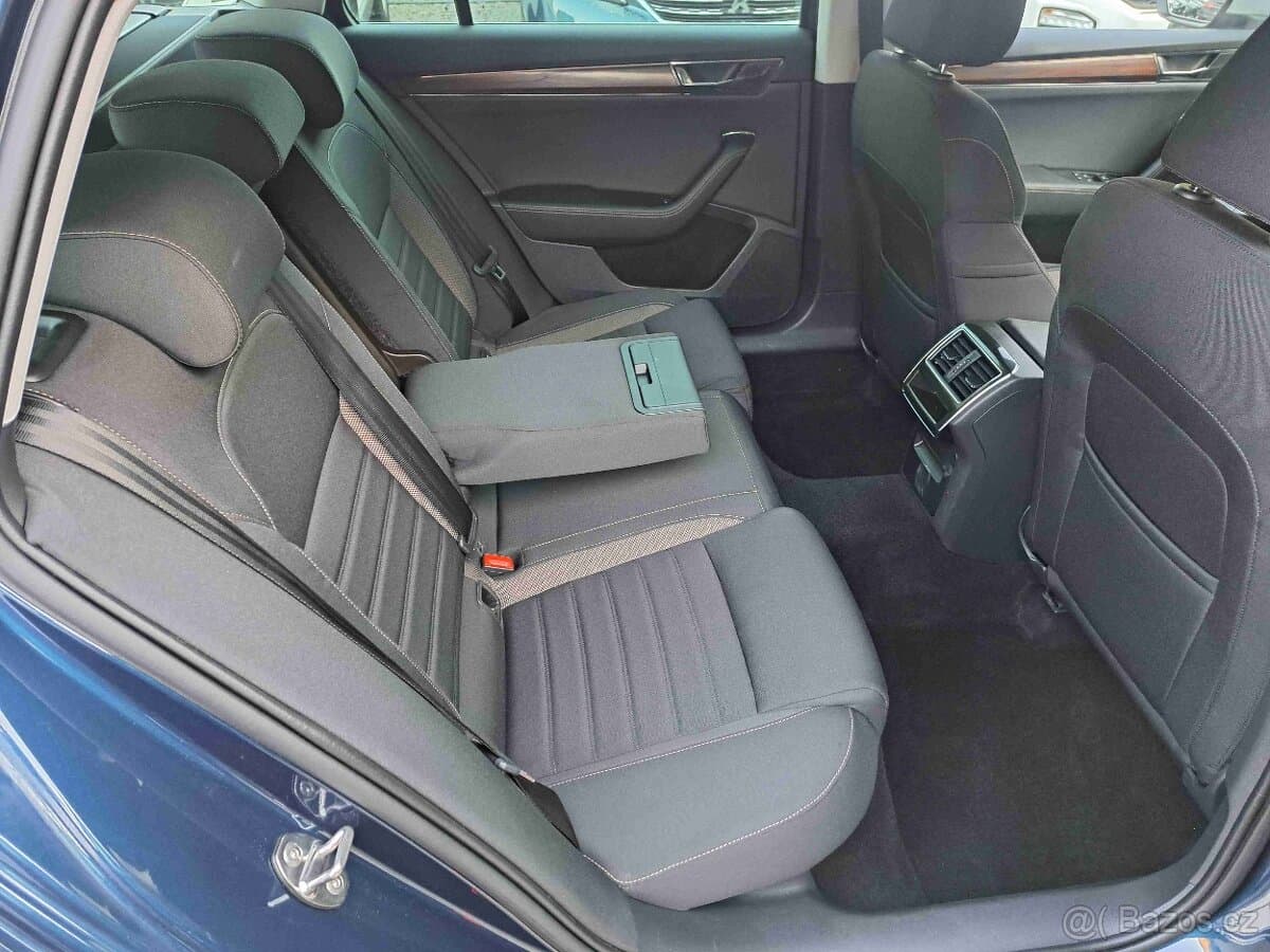 2022 Škoda SUPERB - 8