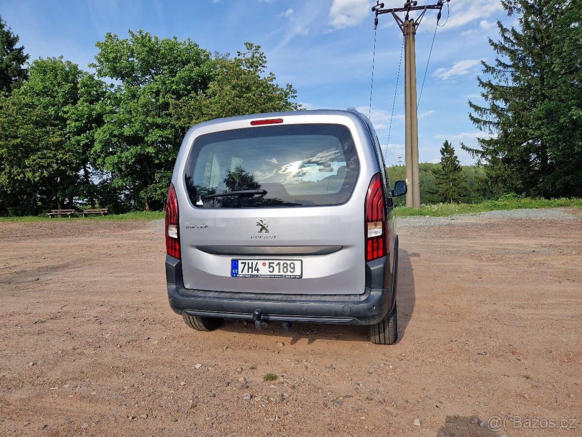 Peugeot OSTATNÍ - 8