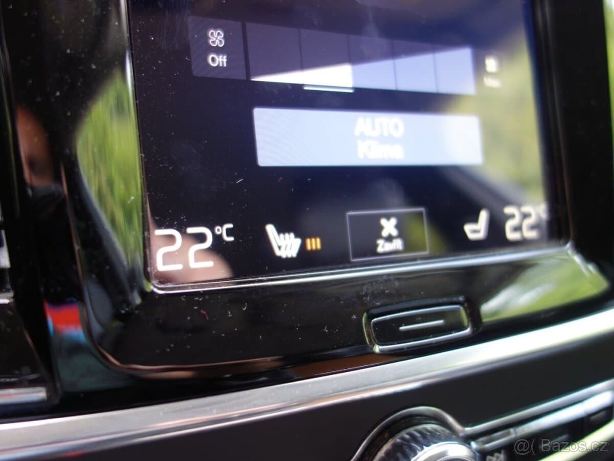 2017 Volvo V90 - 8