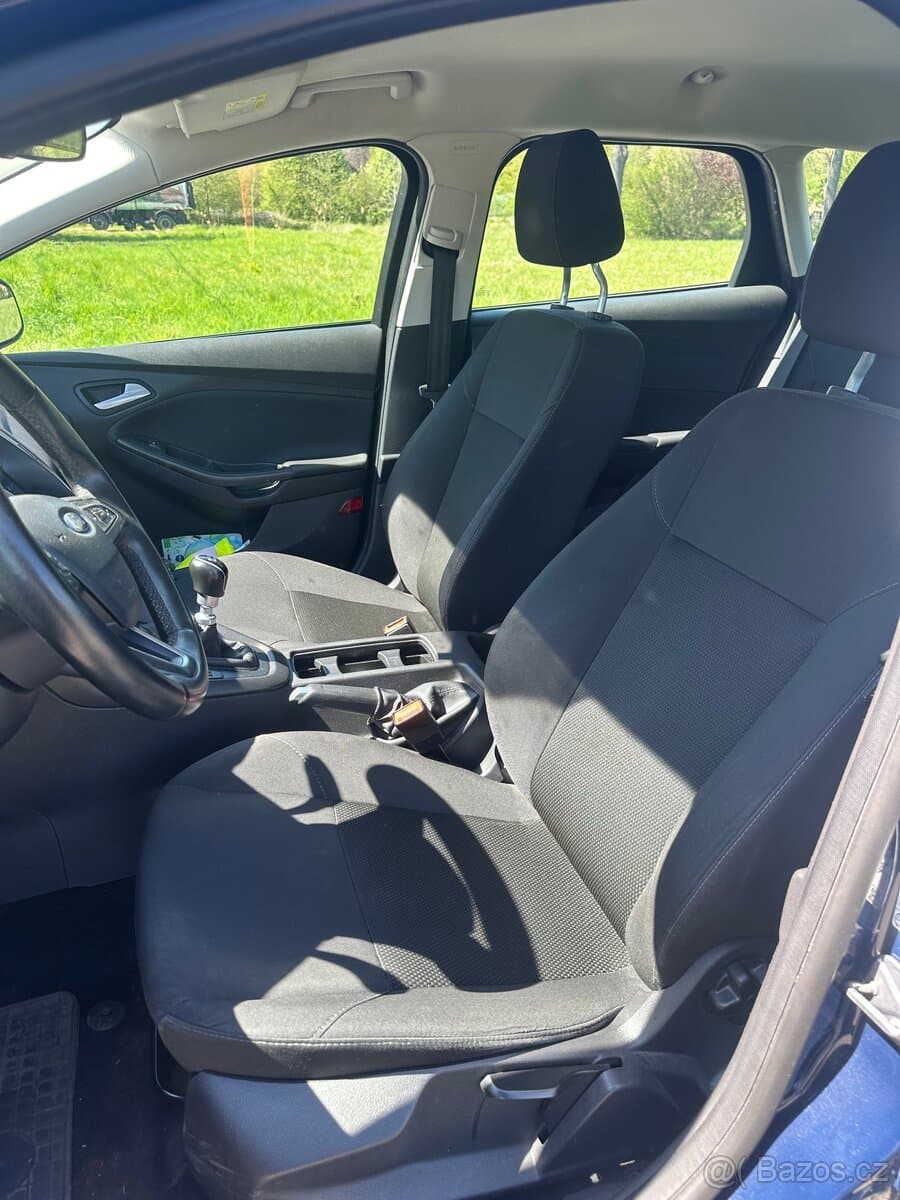 2017 Ford FOCUS - 8