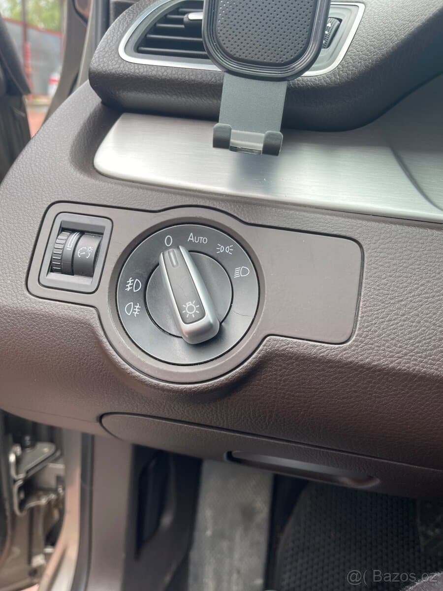 2012 Volkswagen PASSAT - 8