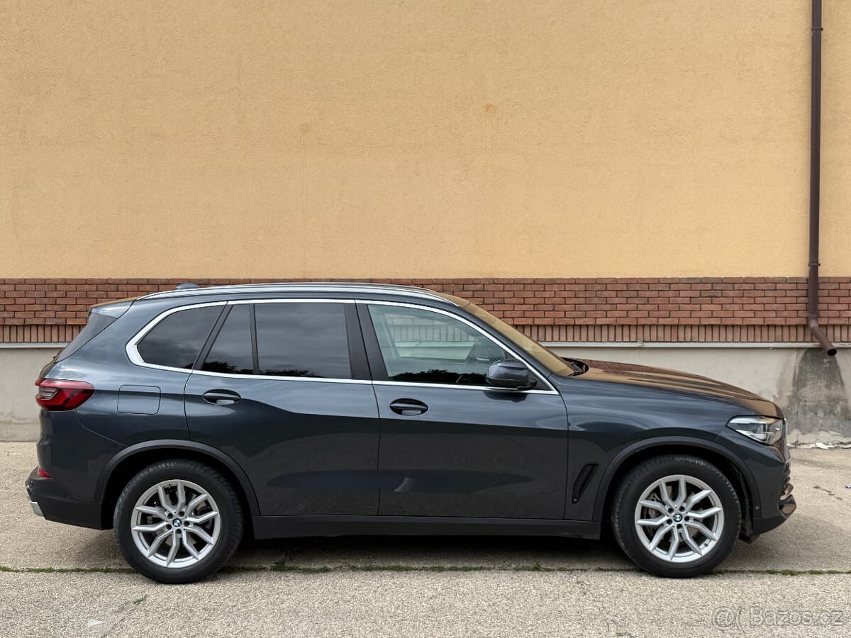 2022 BMW X5 - 8
