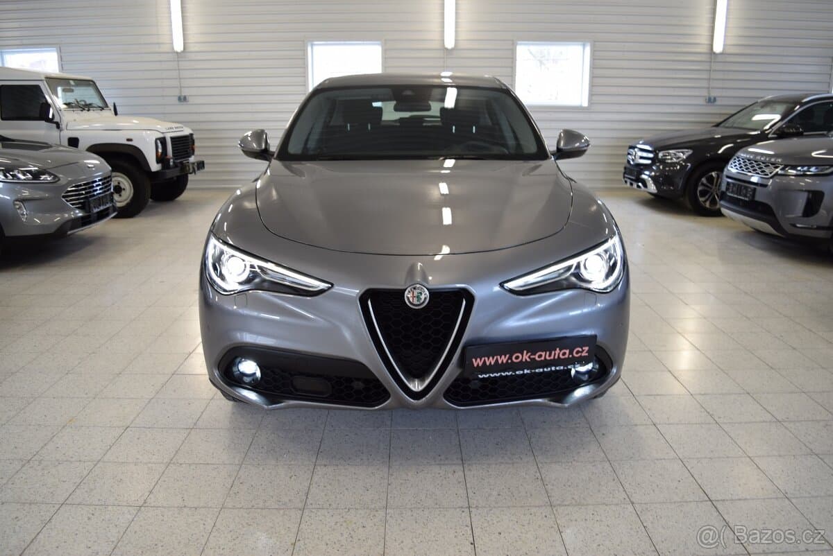 2020 Alfa Romeo STELVIO - 8