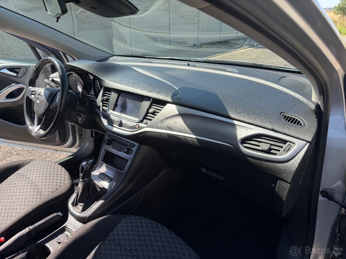 2021 Opel ASTRA - 8