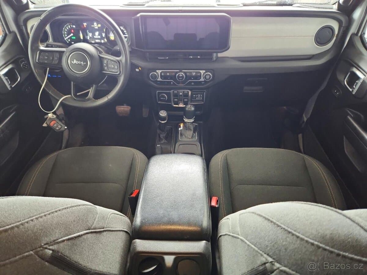 2024 Jeep WRANGLER - 8