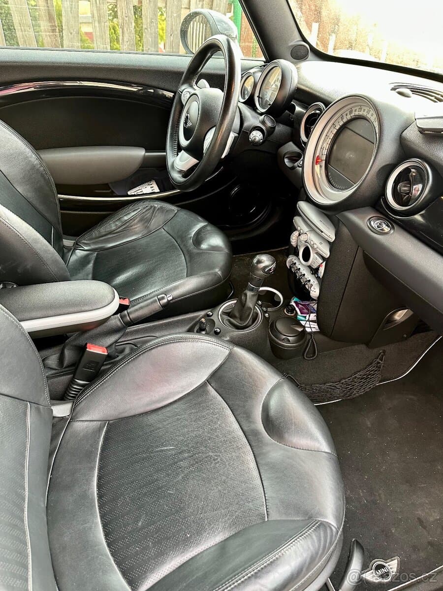 2009 Mini COOPER - 8