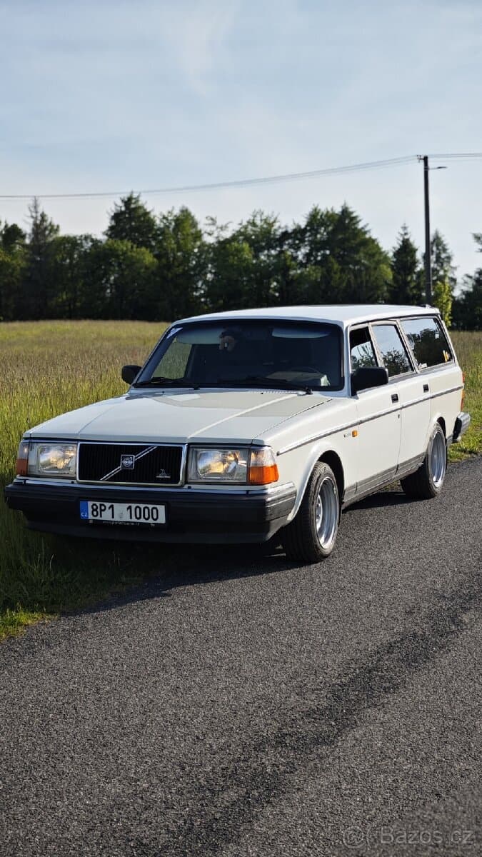 1991 Volvo 240 - 8