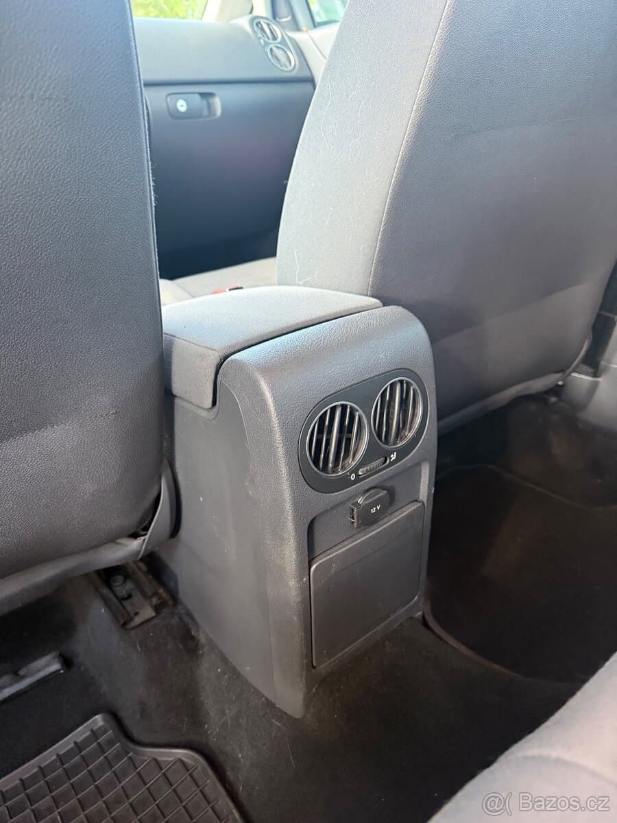 2006 Volkswagen GOLF - 8