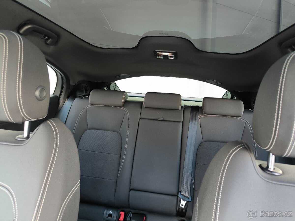2021 Jaguar I-PACE - 8