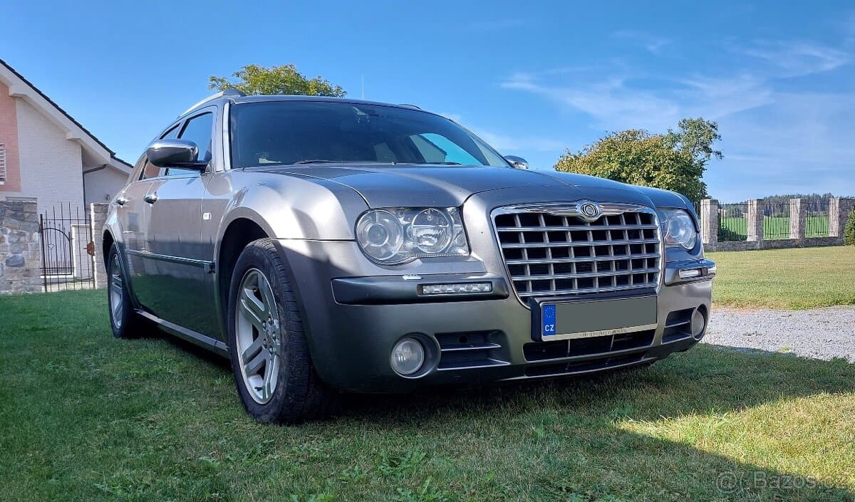 Chrysler 300C - 8