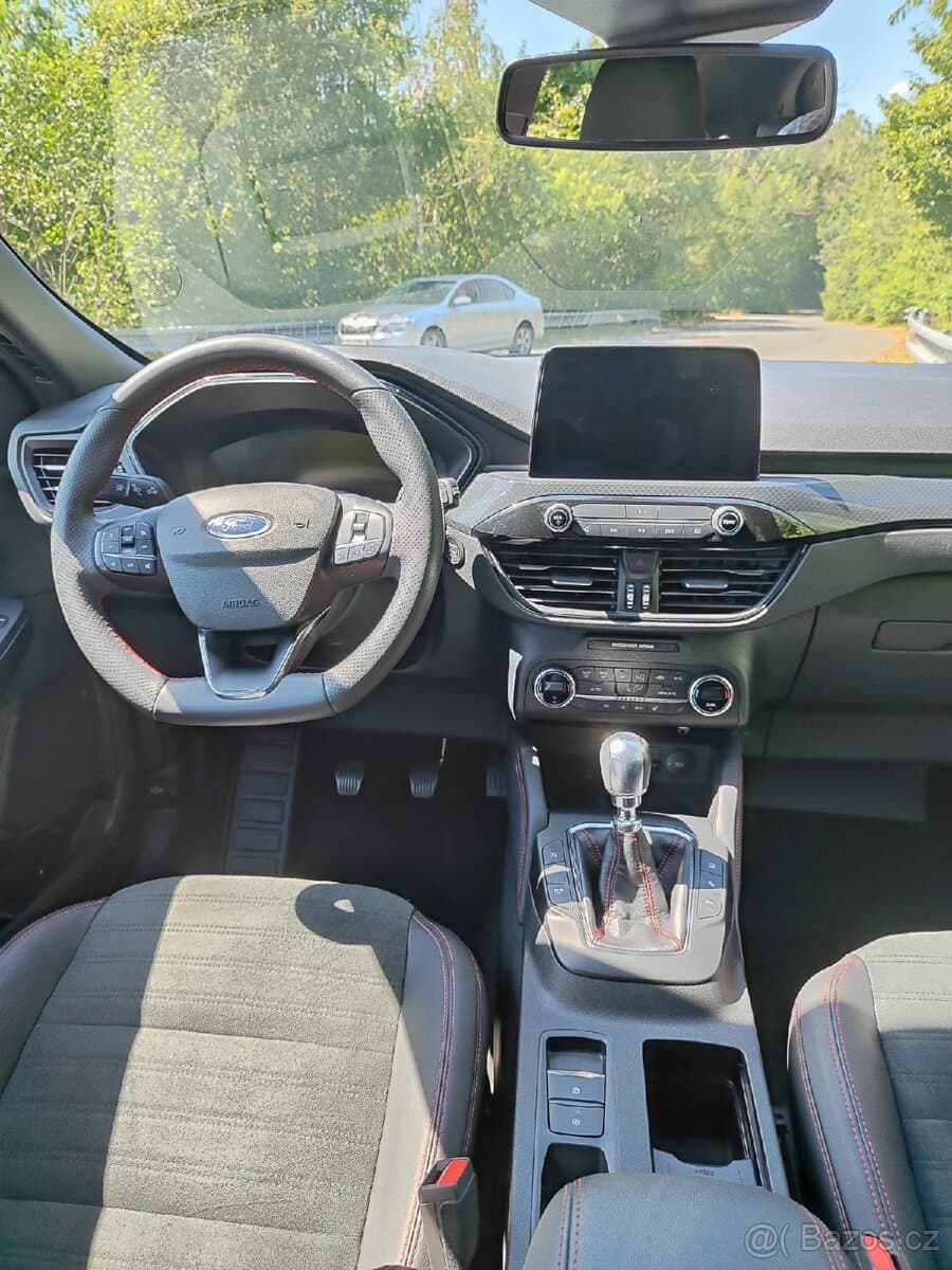2022 Ford KUGA - 8