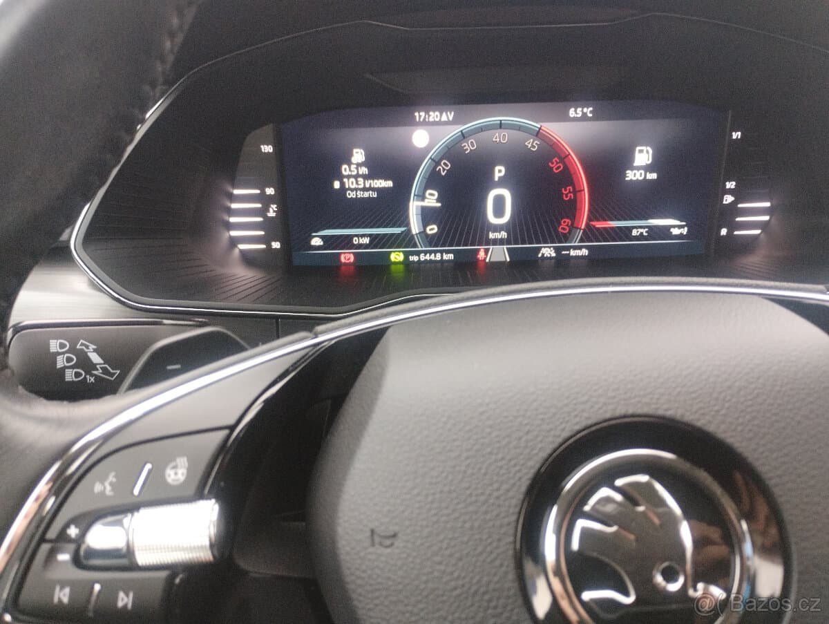 2022 Škoda SUPERB - 8
