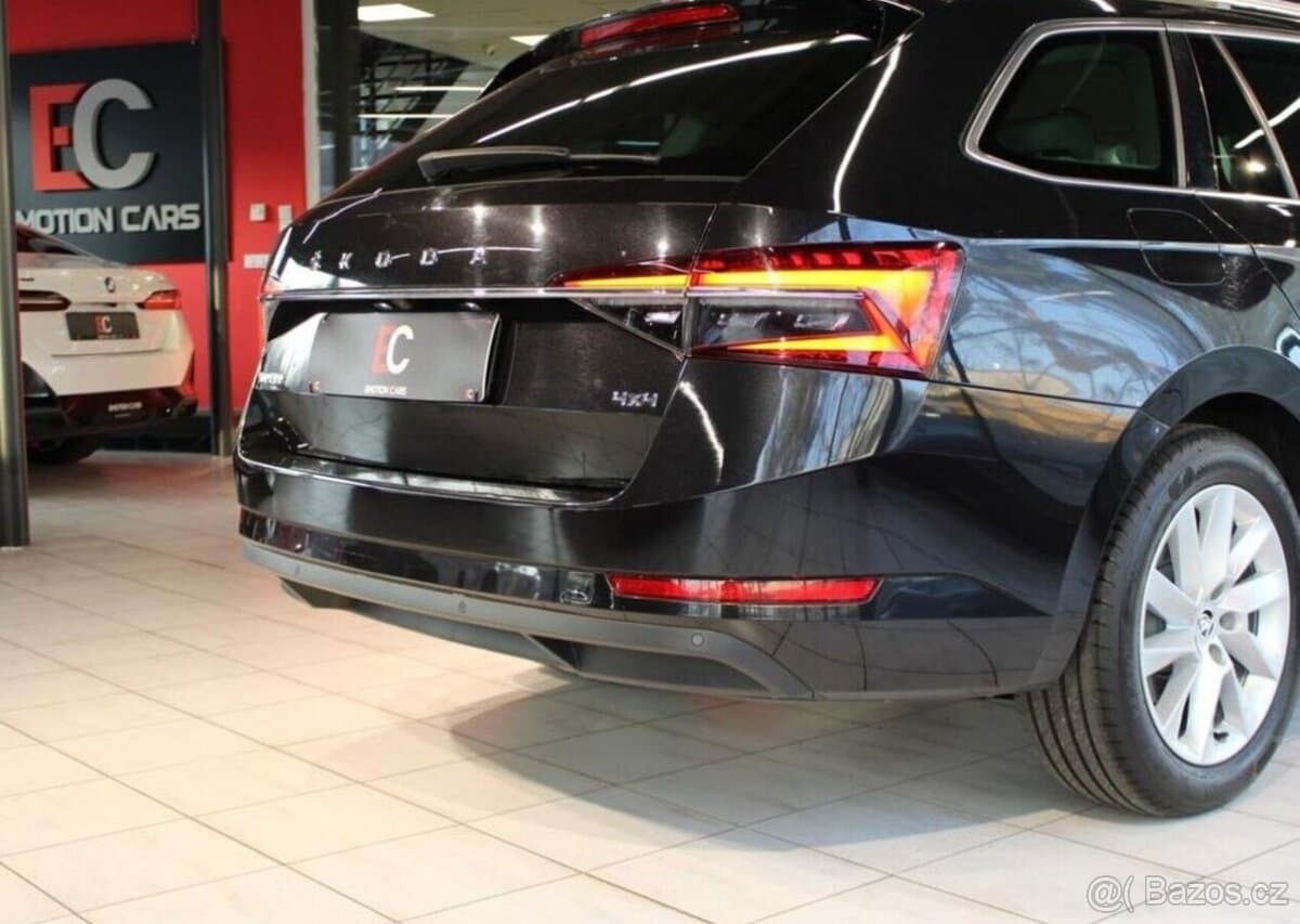 2019 Škoda SUPERB - 8