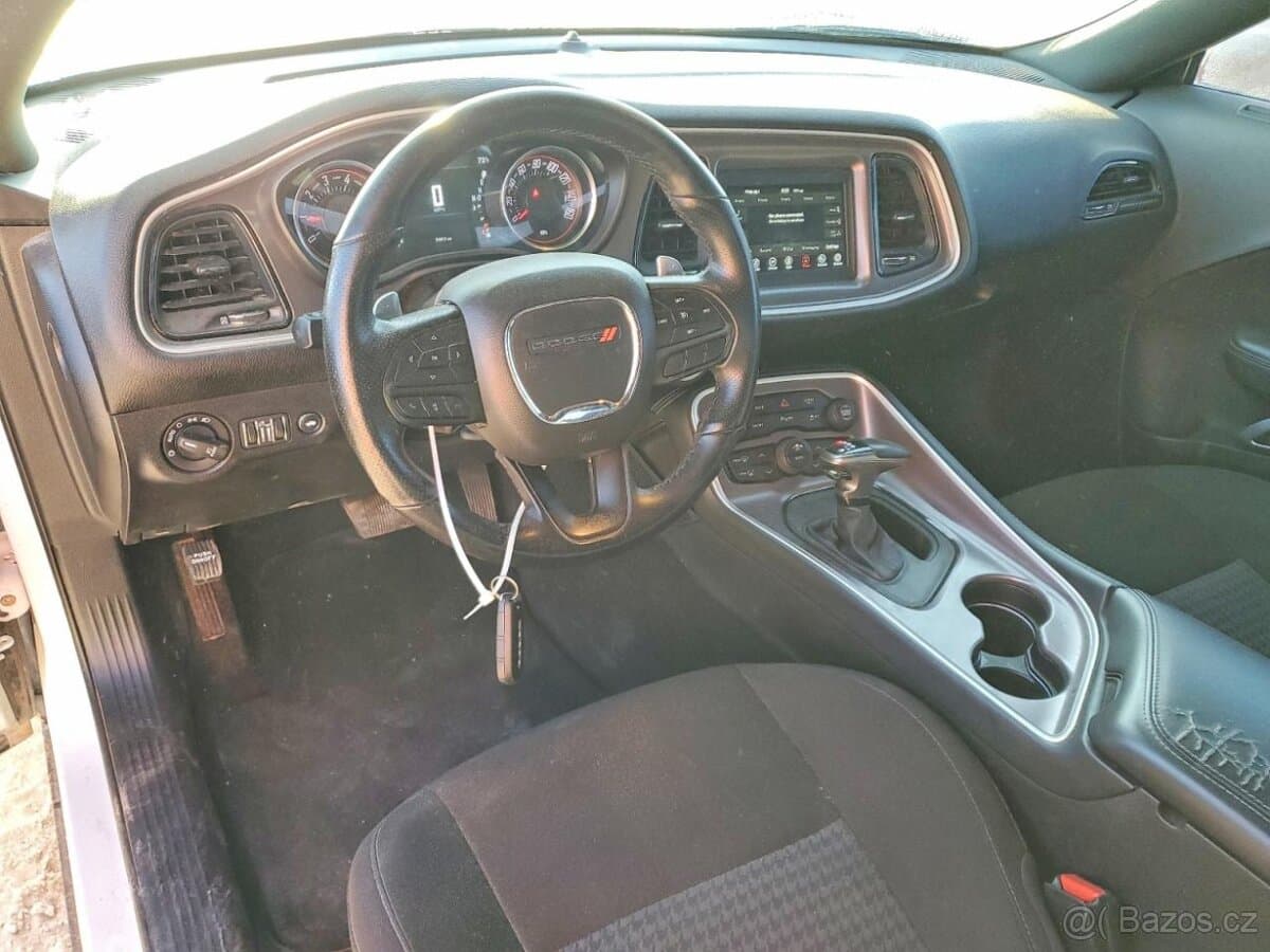 2021 Dodge CHALLENGER - 8