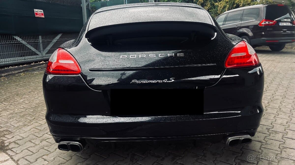 2011 Porsche PANAMERA - 8