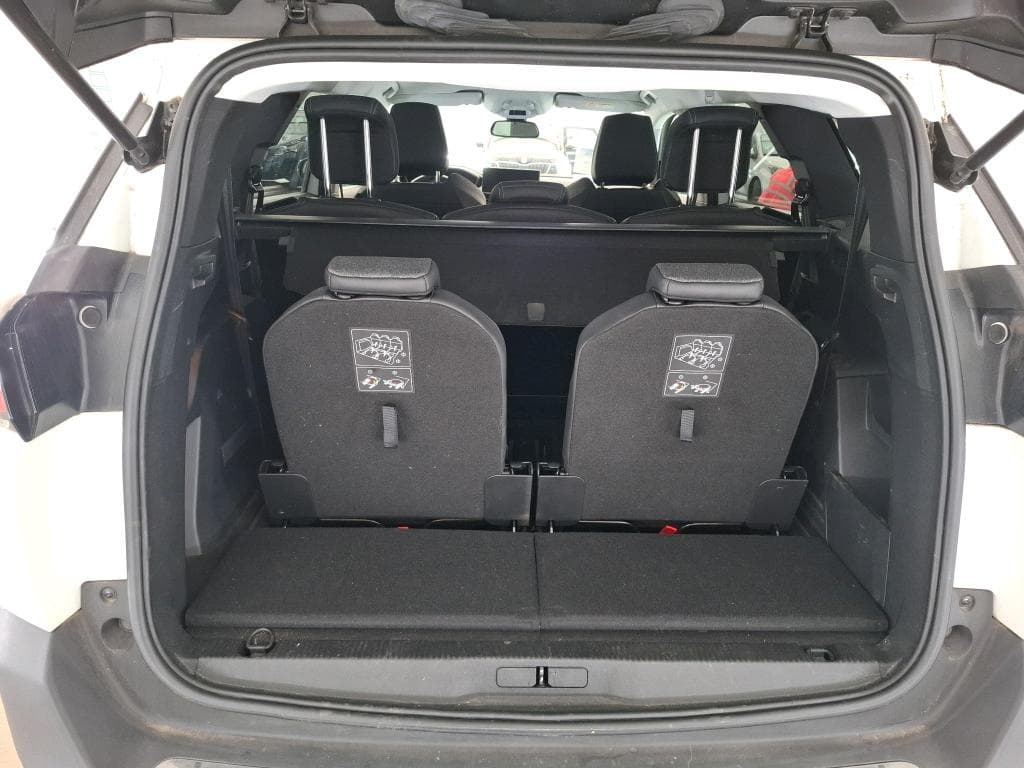 2023 Peugeot 5008 - 8