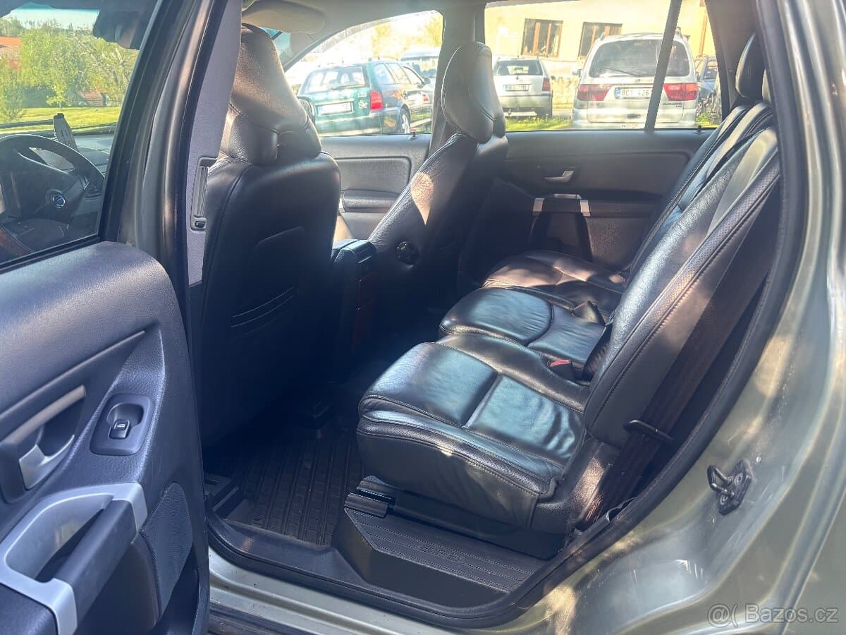 Volvo XC90 - 8