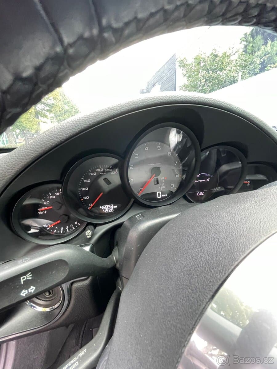 2014 Porsche 911 - 8