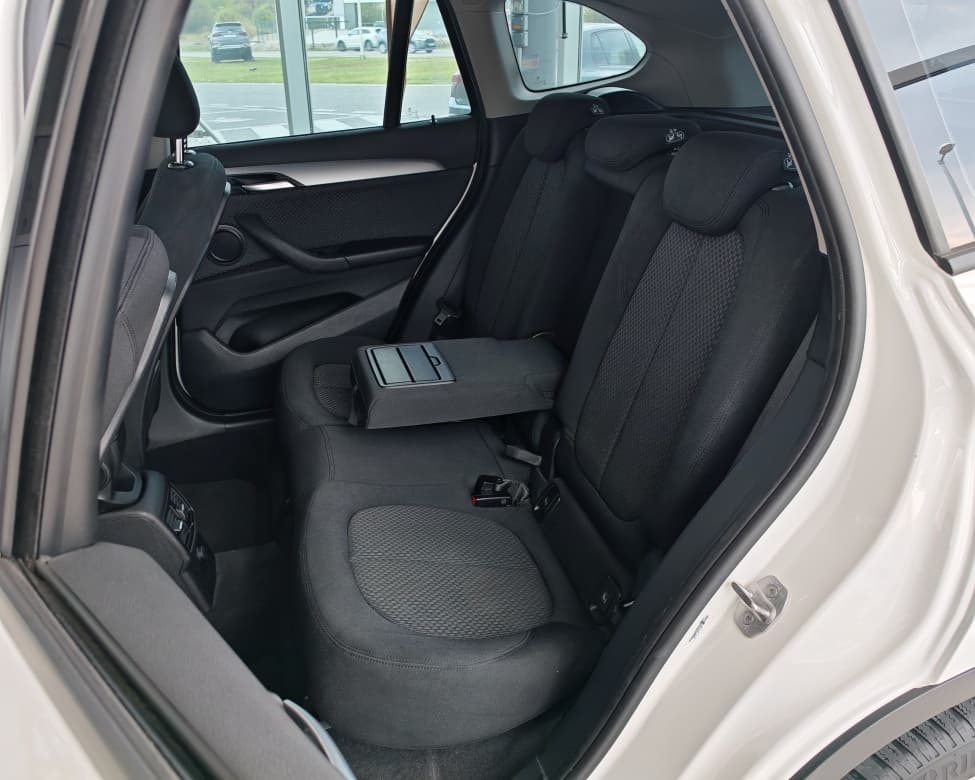 2016 BMW X1 - 8