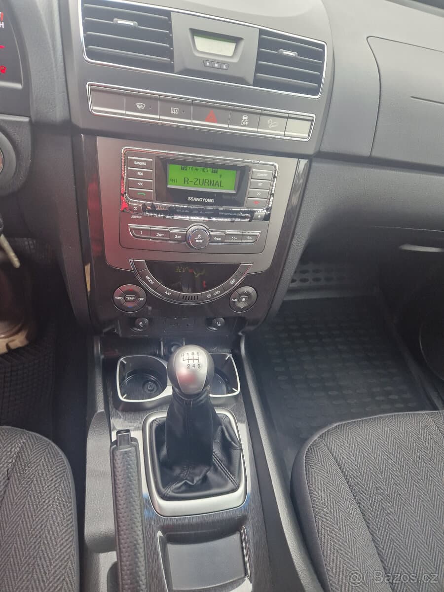 2013 SsangYong REXTON - 8