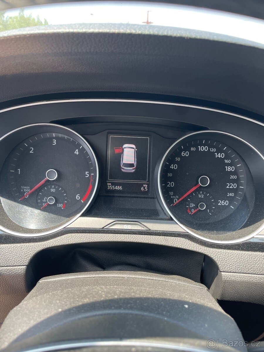 2016 Volkswagen PASSAT - 8