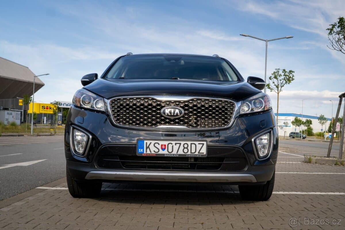 2016 Kia SORENTO - 8