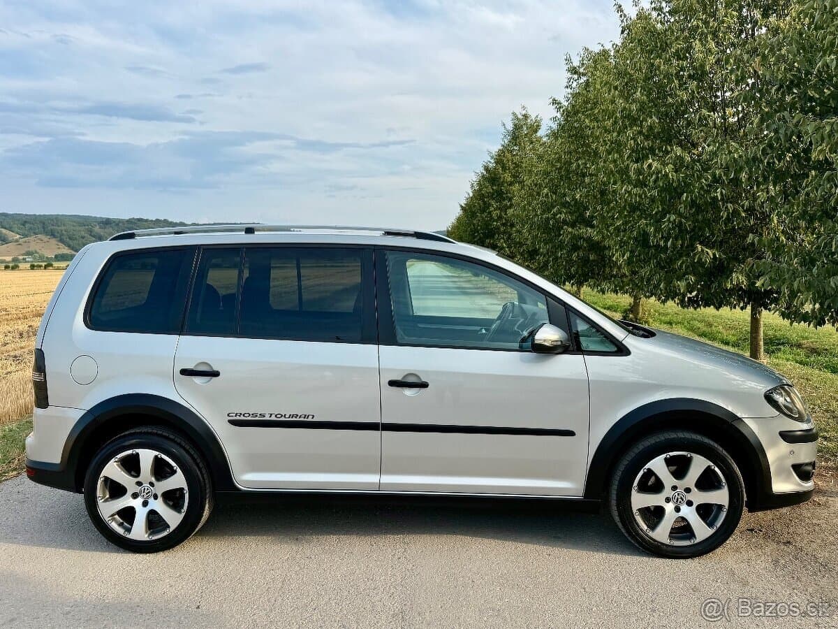 2010 Volkswagen TOURAN - 8