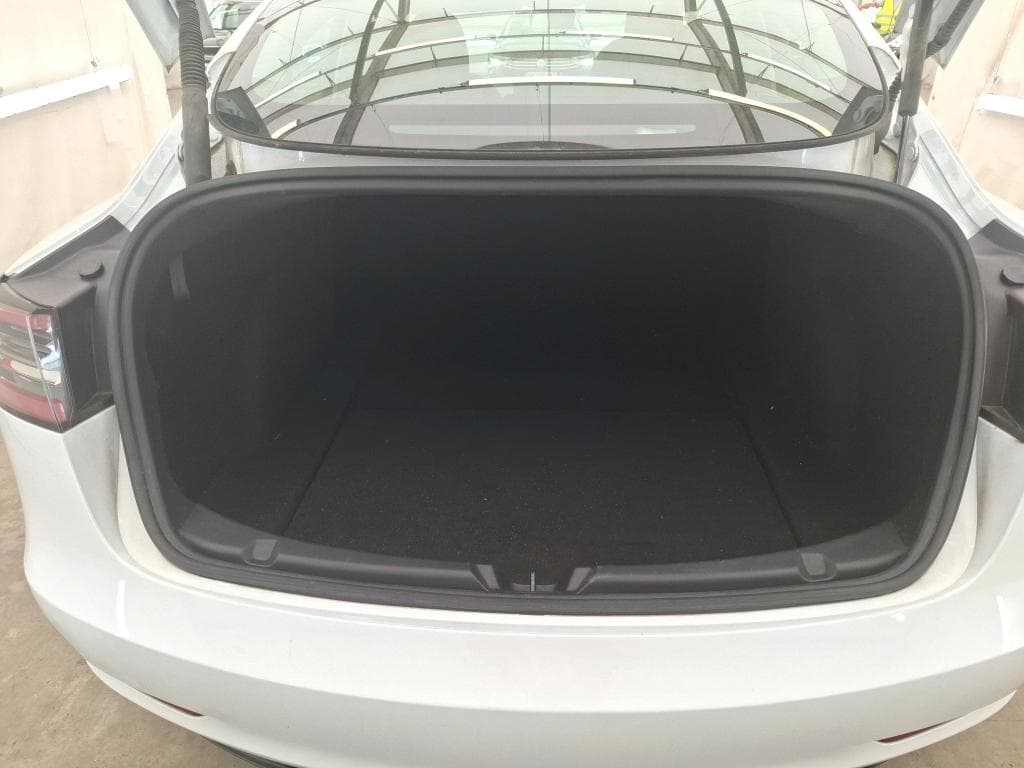 2023 Tesla MODEL 3 - 8