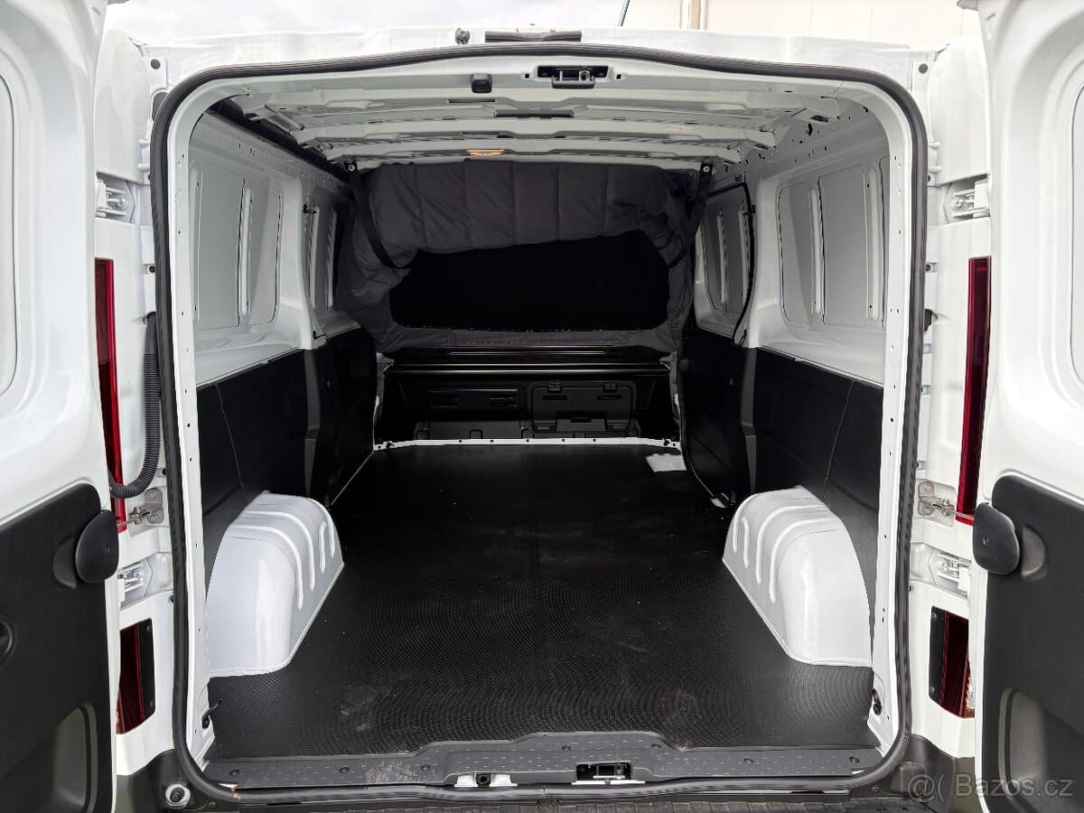 Renault TRAFIC - 8