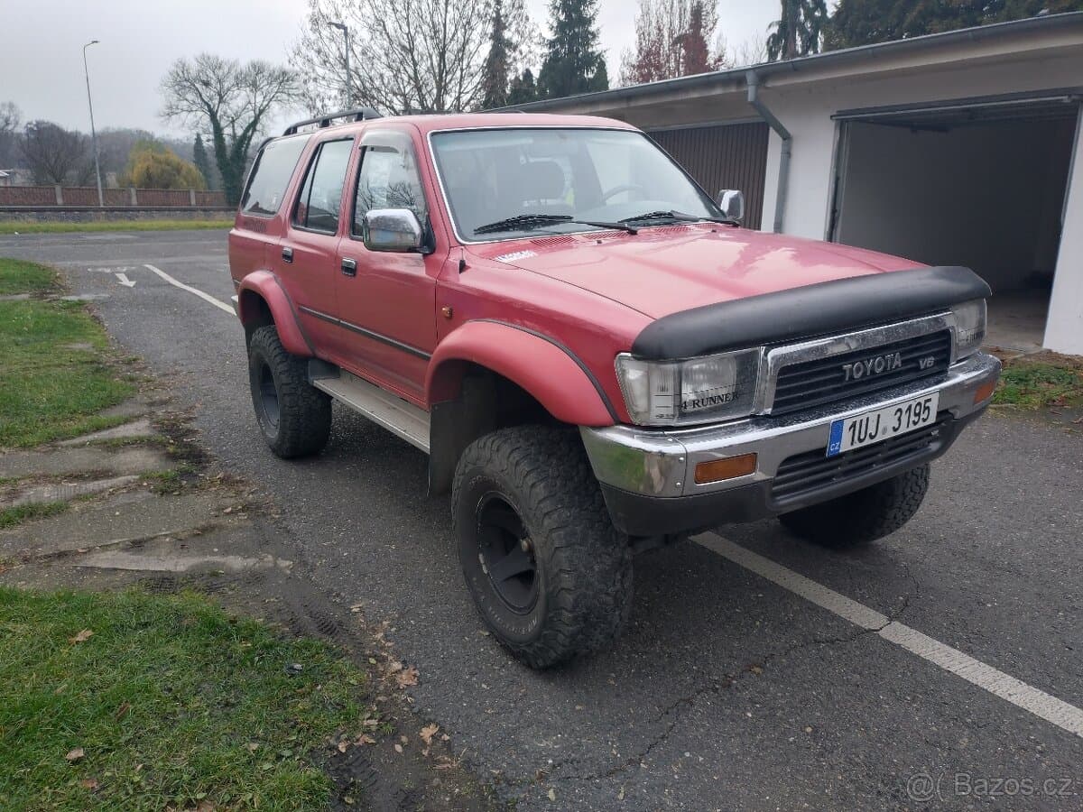 1990 Toyota 4RUNNER - 8