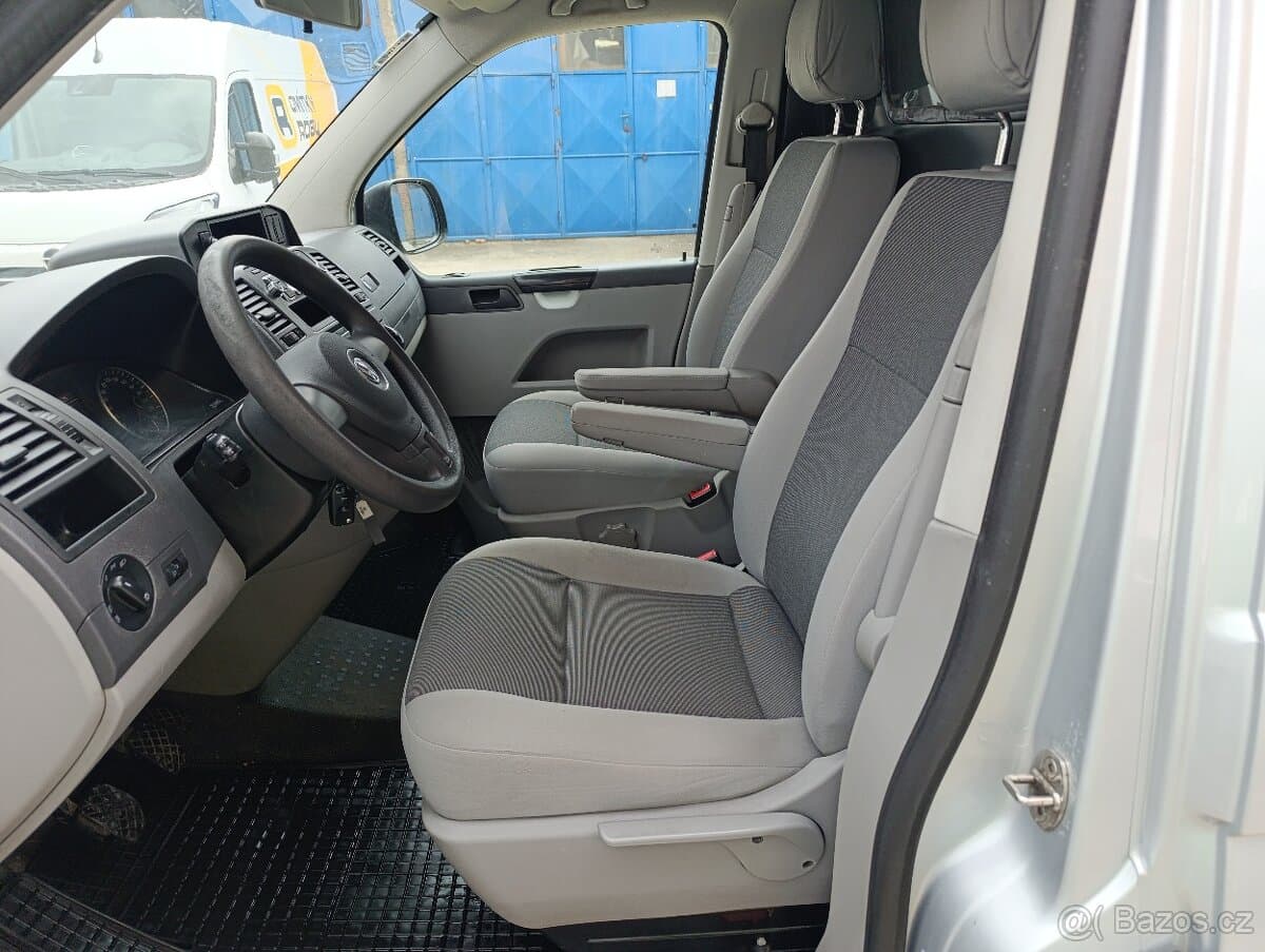 2015 Volkswagen TRANSPORTER - 8