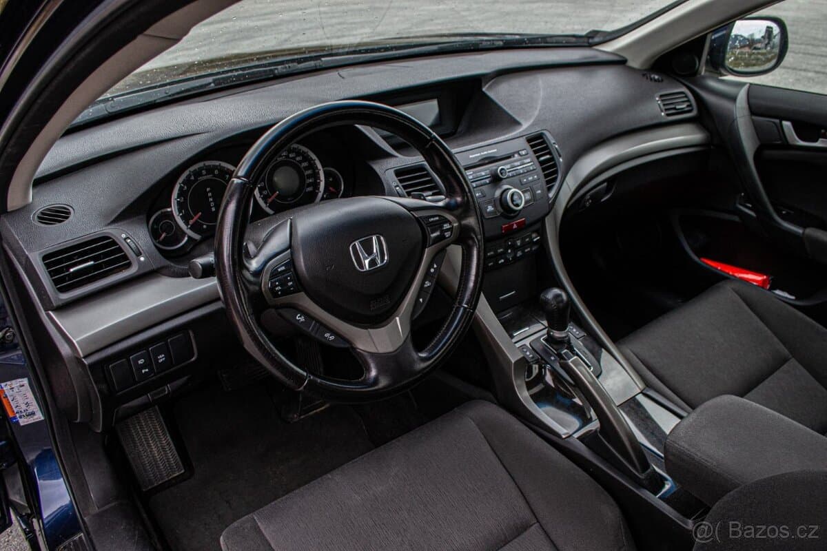 2010 Honda ACCORD - 8
